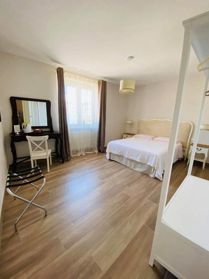 Santa Lucia B&B 加埃塔 外观 照片